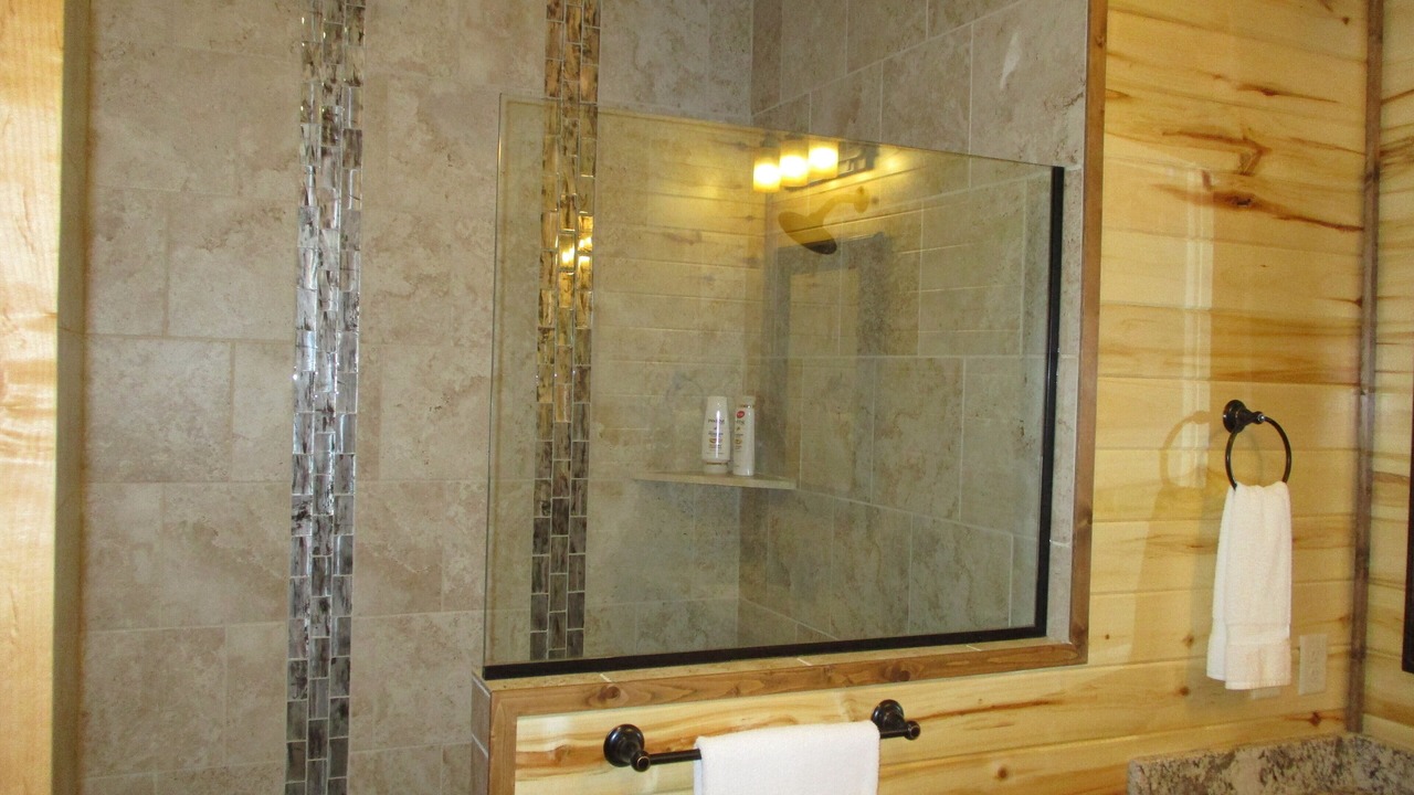 Photo of Bathroom in Broken Bow
