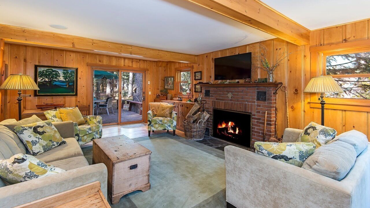 Photo of Bedroom in Tahoe Pines