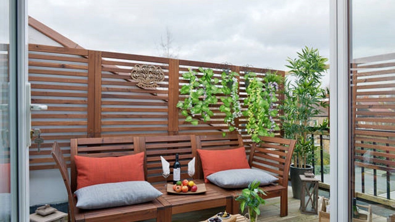 Photo of Patio Balcony in West Ealing