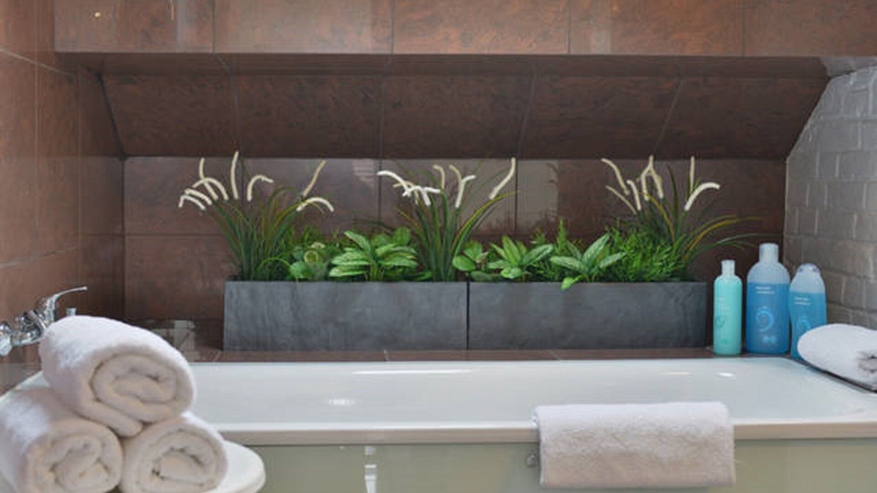 Photo of Bathroom in West Ealing