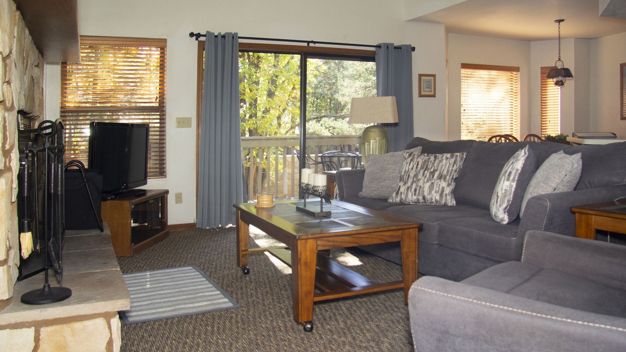 Photo of Livingroom in Pinetop