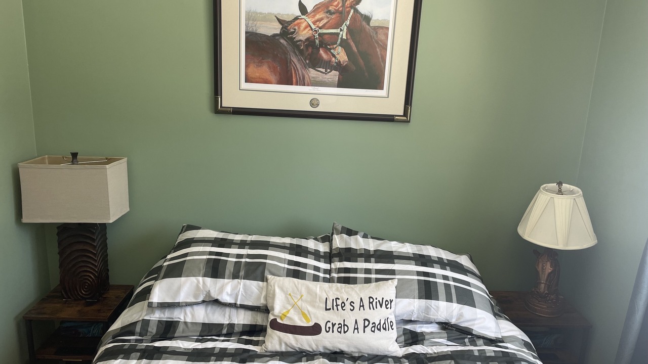 Photo of Bedroom in Ryerson