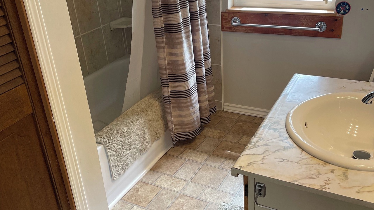 Photo of Bathroom in Ryerson