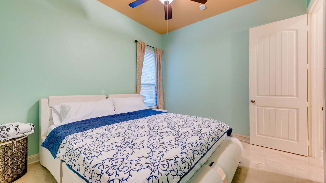 Photo of Bedroom in Las Colinas