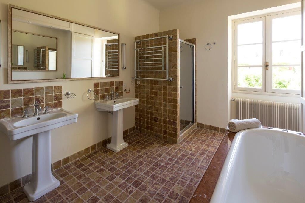 Photo of Bathroom in Montagnac