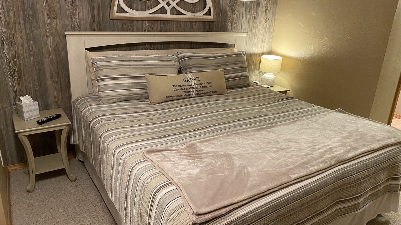 Photo of Bedroom in Shell Knob