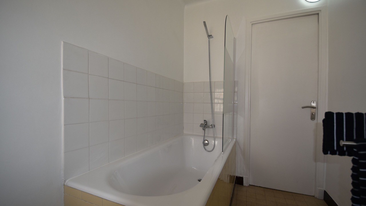 Photo of Bathroom in Old Town