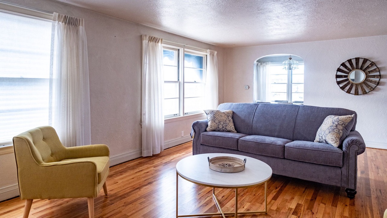 Photo of Livingroom in Sheridan