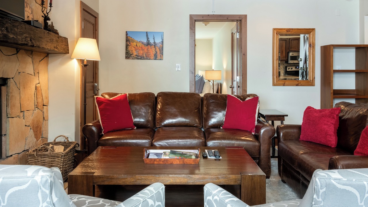Photo of Livingroom in Vail