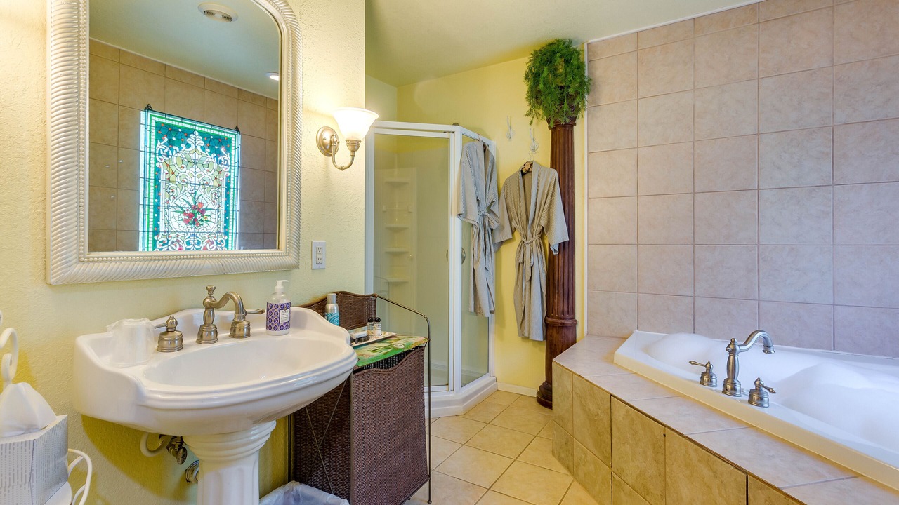 Photo of Bathroom in Carter Riverside