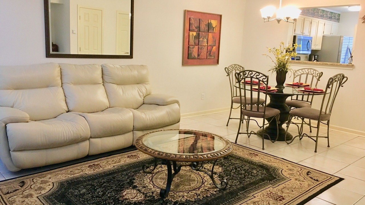 Photo of Livingroom in Lafayette