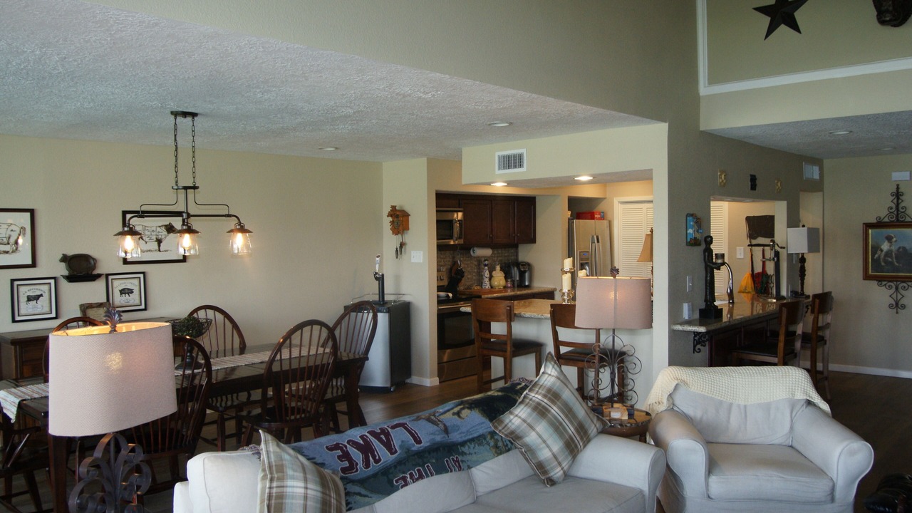Photo of Livingroom in Walden on Lake Conroe
