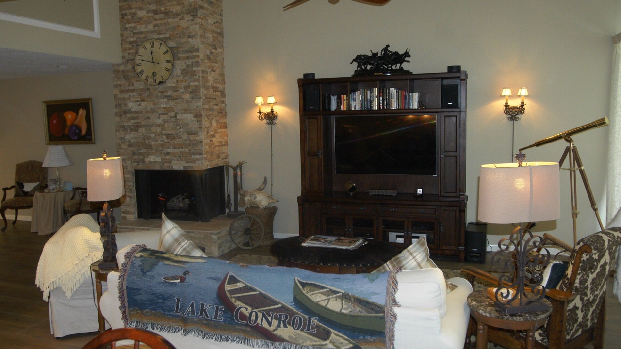 Photo of Livingroom in Walden on Lake Conroe