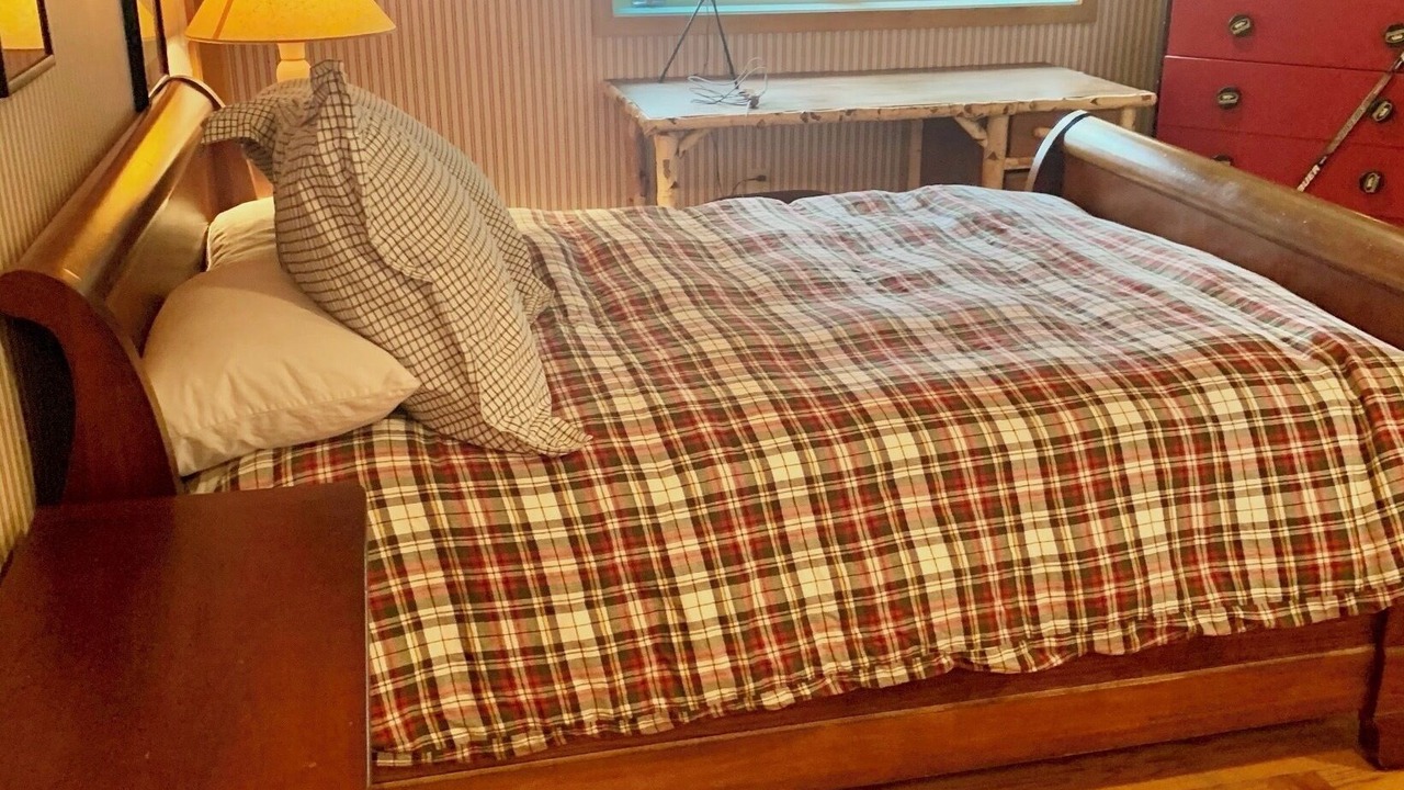 Photo of Bedroom in Glen Arbor