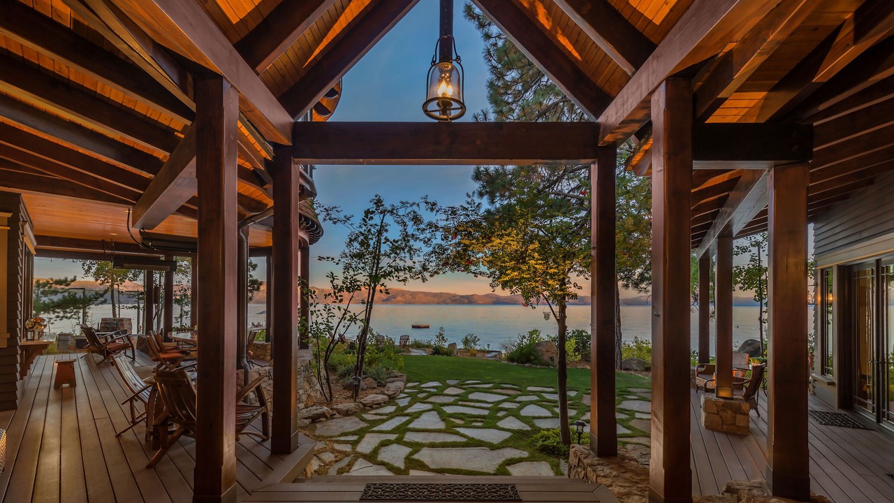 Photo of Patio Balcony in Carnelian Bay