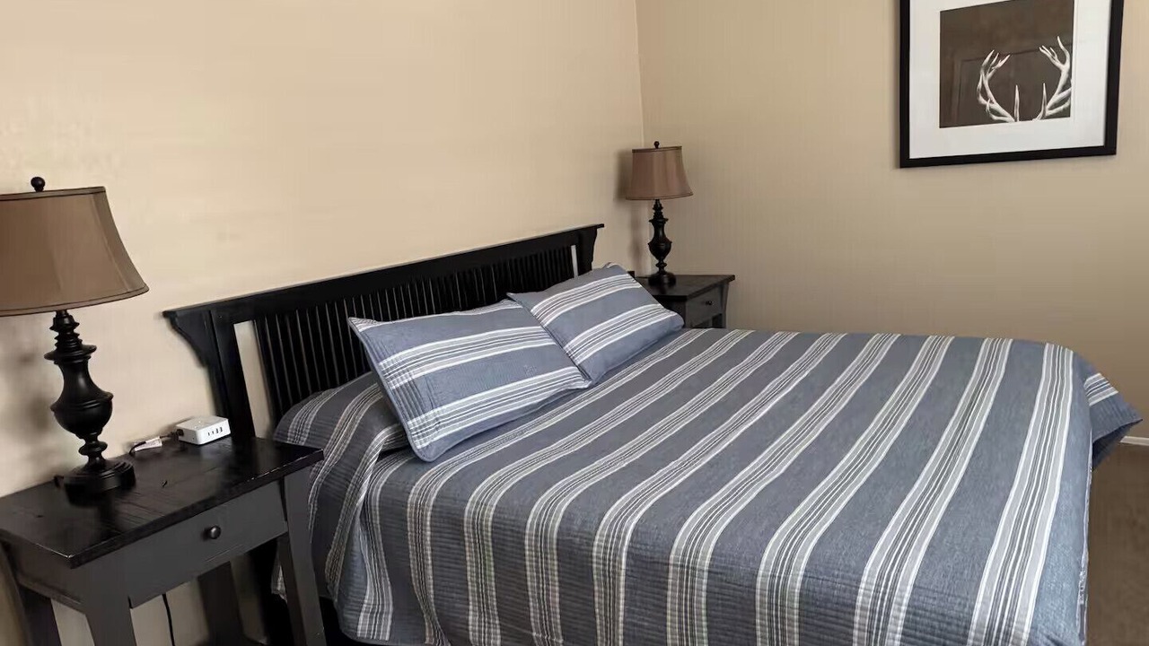 Photo of Bedroom in Cottonwood Heights