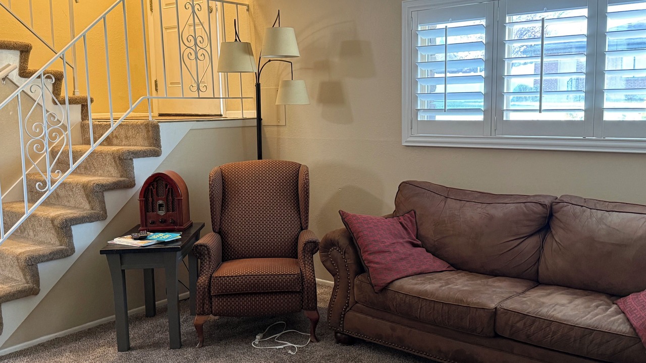 Photo of Livingroom in Cottonwood Heights