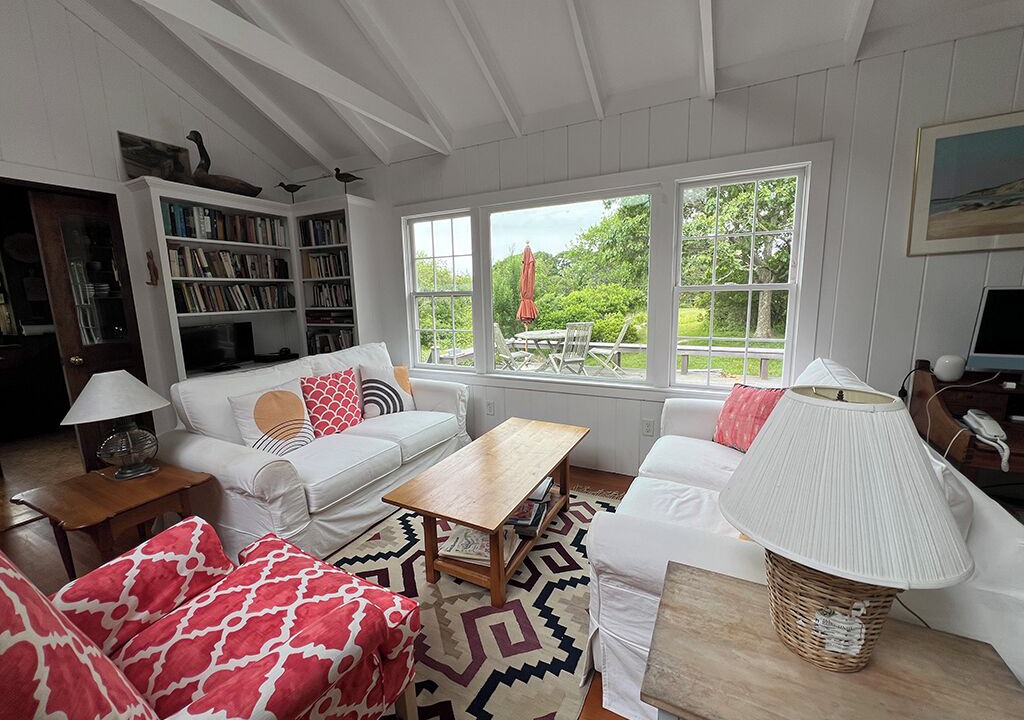 Photo of Livingroom in Chilmark
