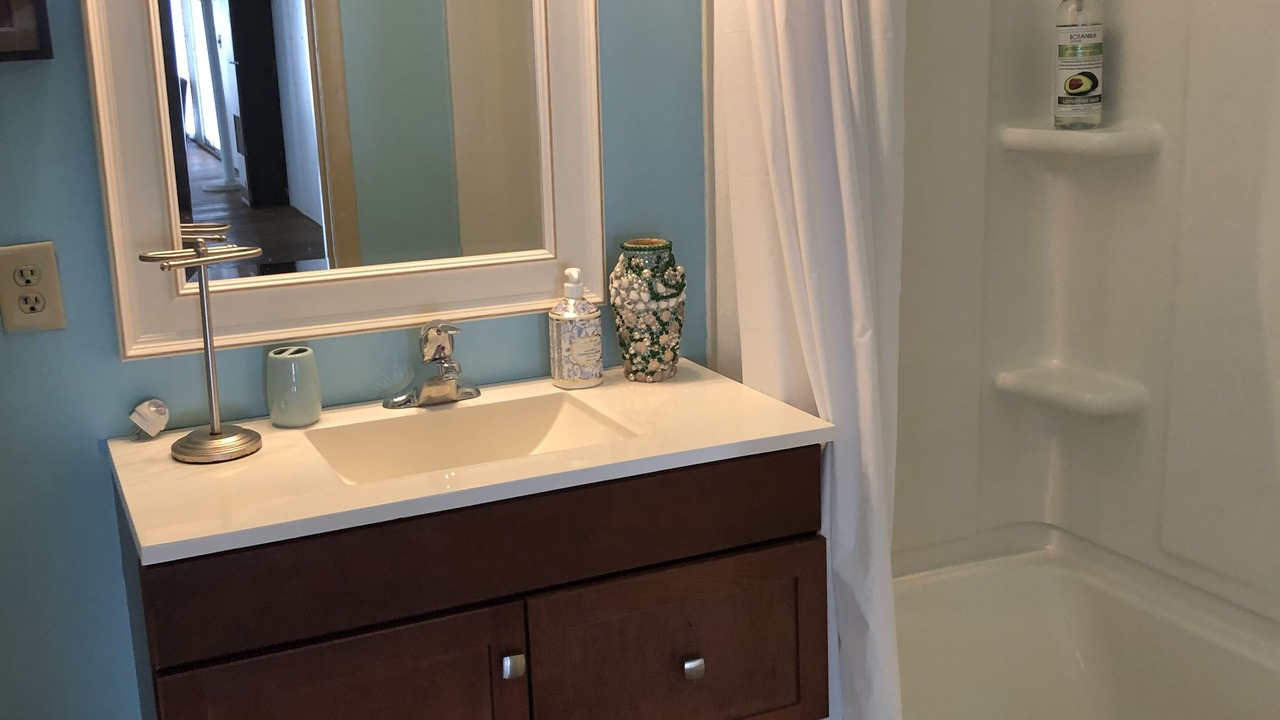 Photo of Bathroom in Lynn