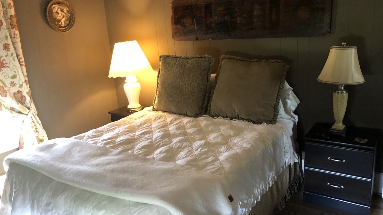 Photo of Bedroom in Lynn