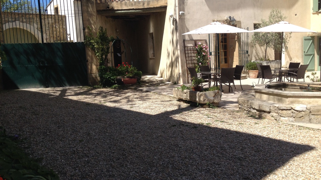 Photo of Patio Balcony in Montaren-et-Saint-Mediers