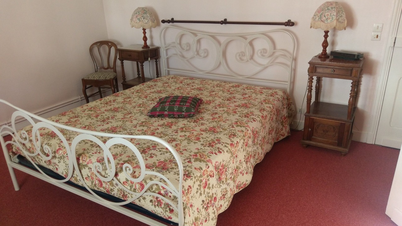 Photo of Bedroom in Saujon