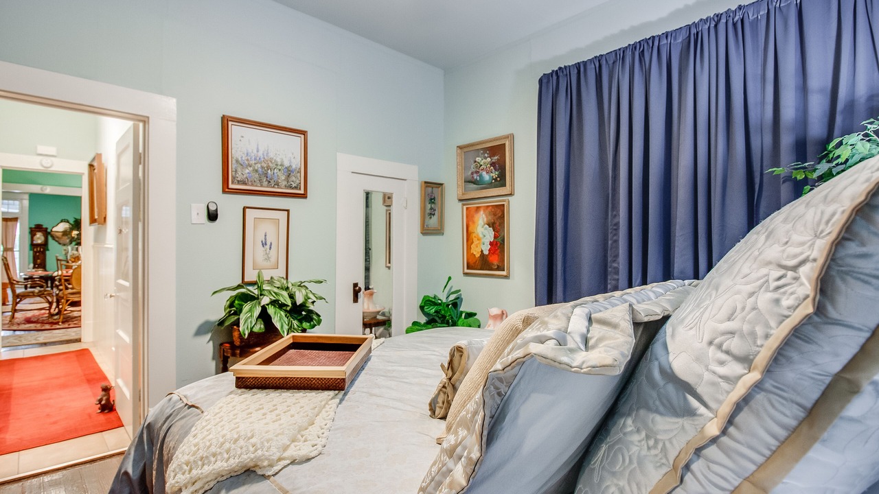 Photo of Bedroom in Tobin Hill