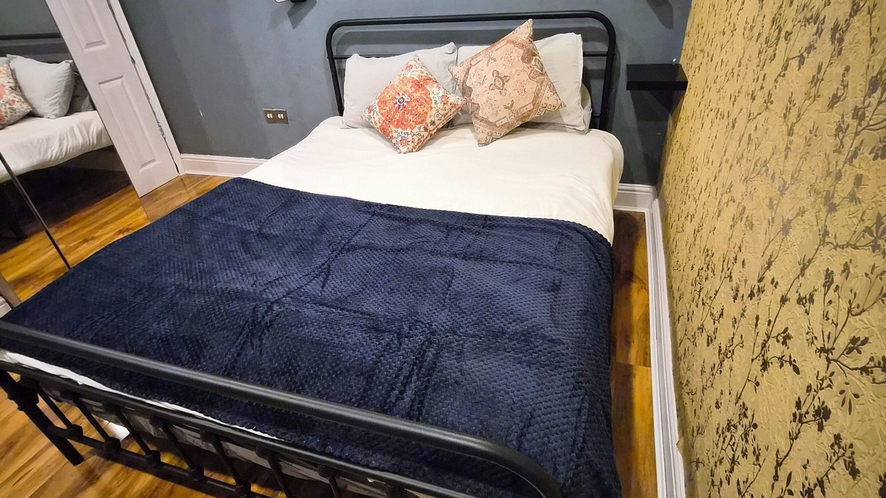 Photo of Bedroom in Grove Green