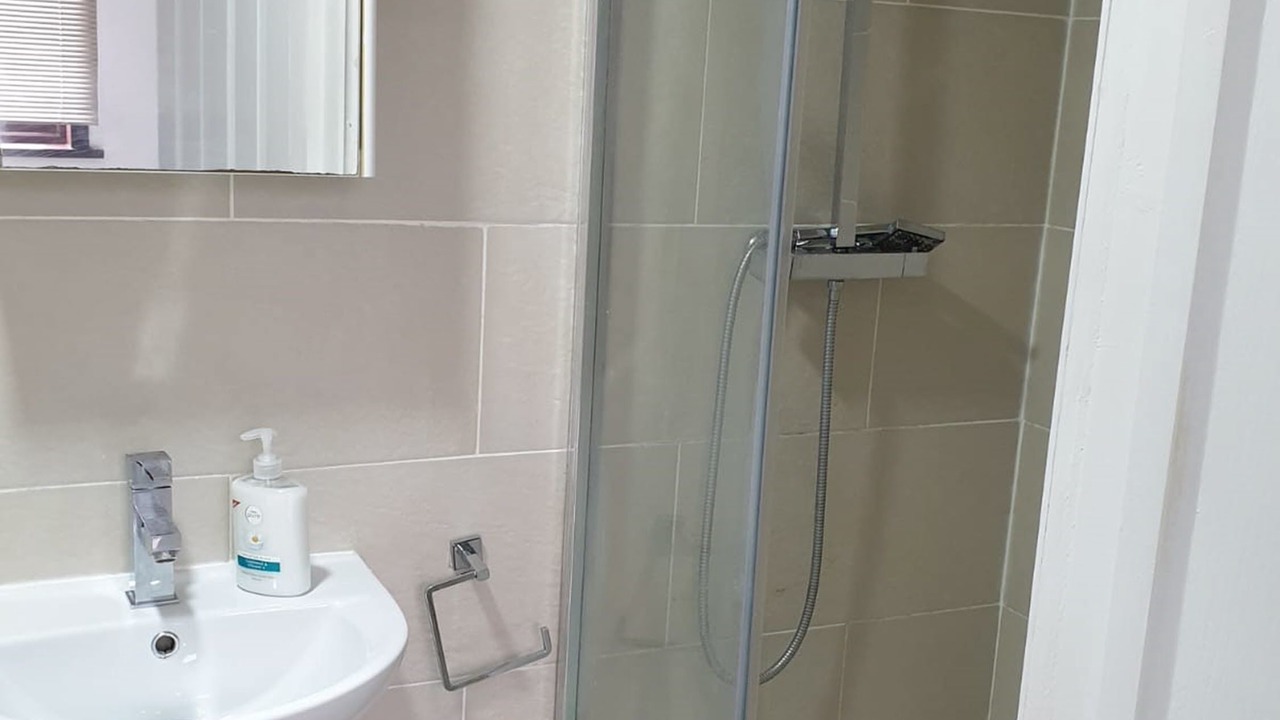 Photo of Bathroom in Grove Green