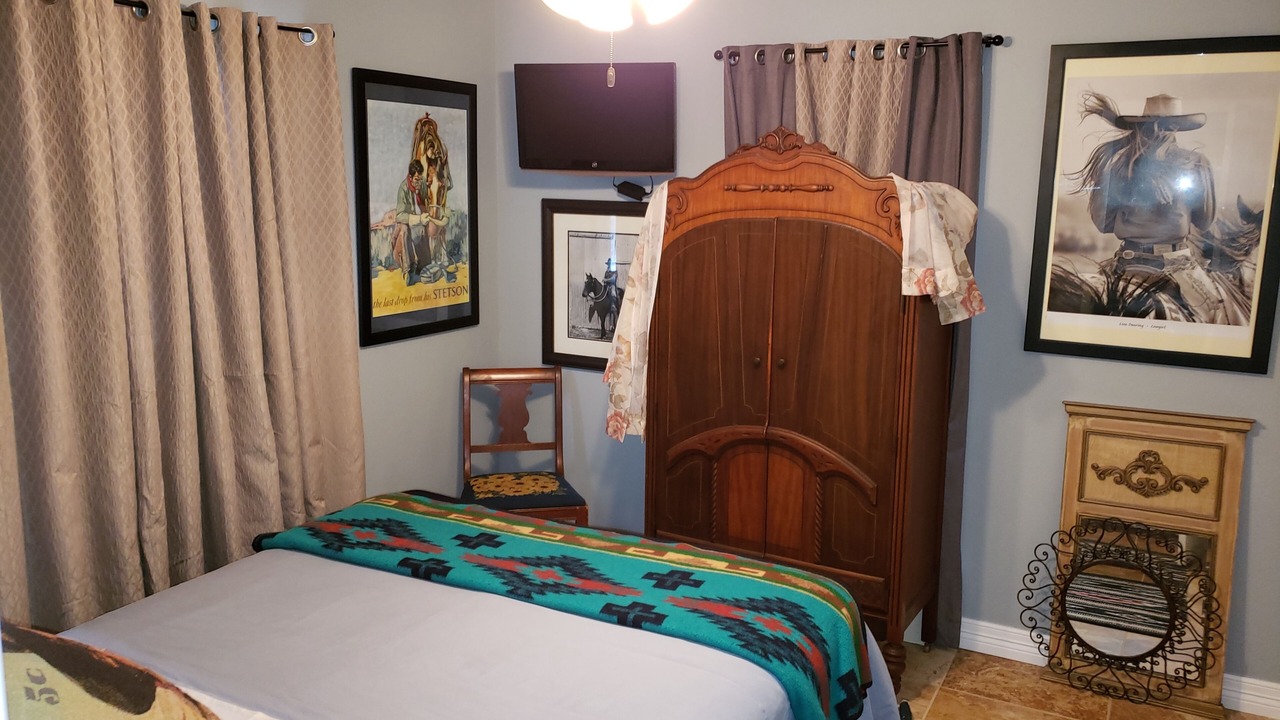 Photo of Bedroom in Medical Center District