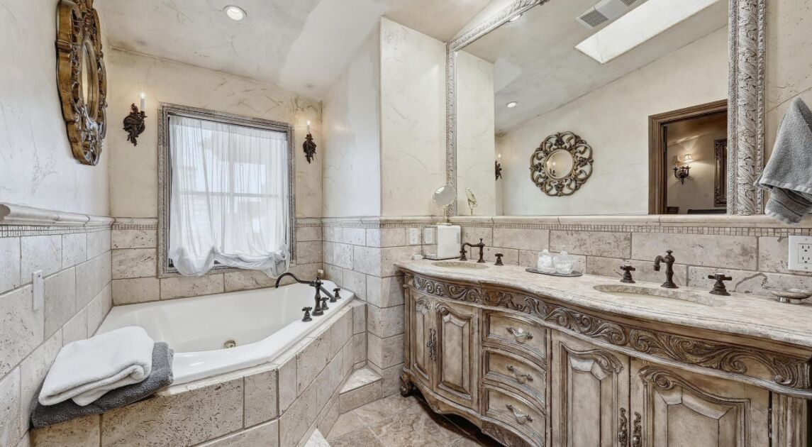 Photo of Bathroom in Davenport Ranch