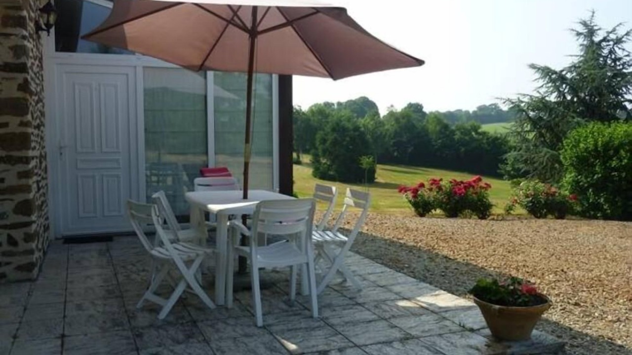 Photo of Patio Balcony in Saint-Loup-du-Gast