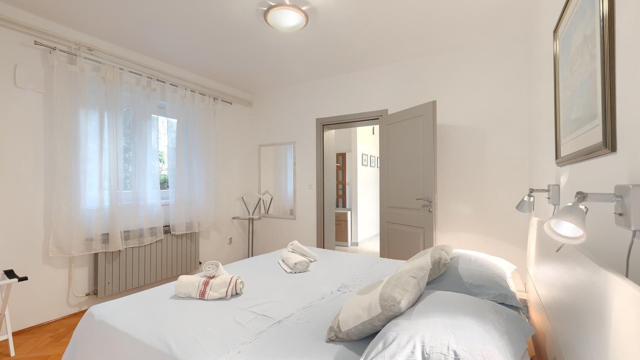 Photo of Bedroom in Banjole