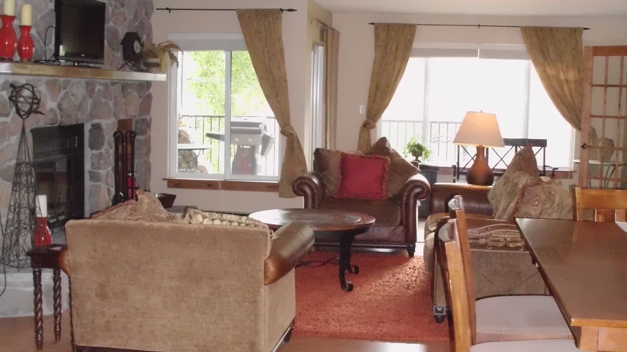 Photo of Bedroom in Mountain House