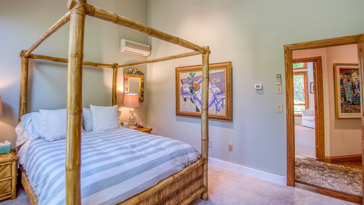 Photo of Bedroom in Stowe Area