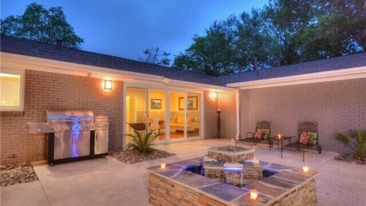 Photo of Outdoor in Barton Hills