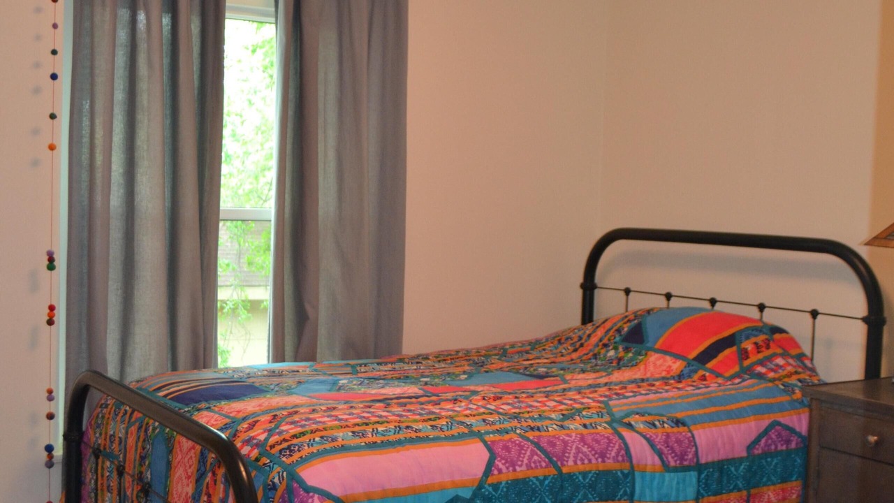 Photo of Bedroom in Barton Hills