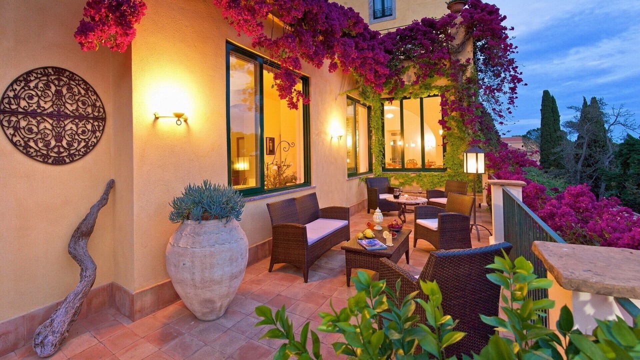 Photo of Patio Balcony in East Lake Hills