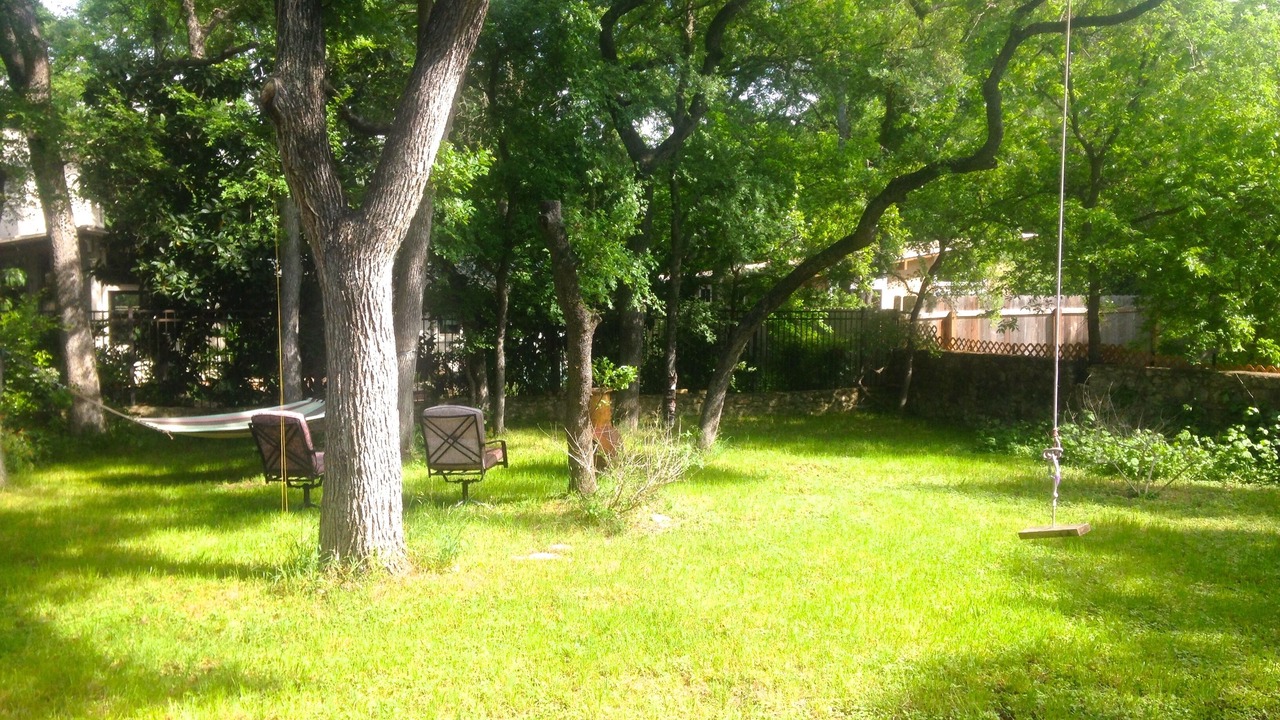 Photo of Outdoor in West Lake Hills