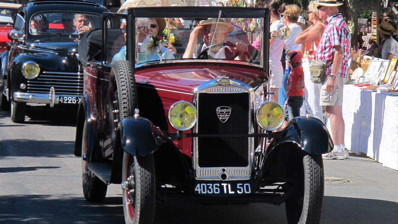 Photo of Others in Chantrigne