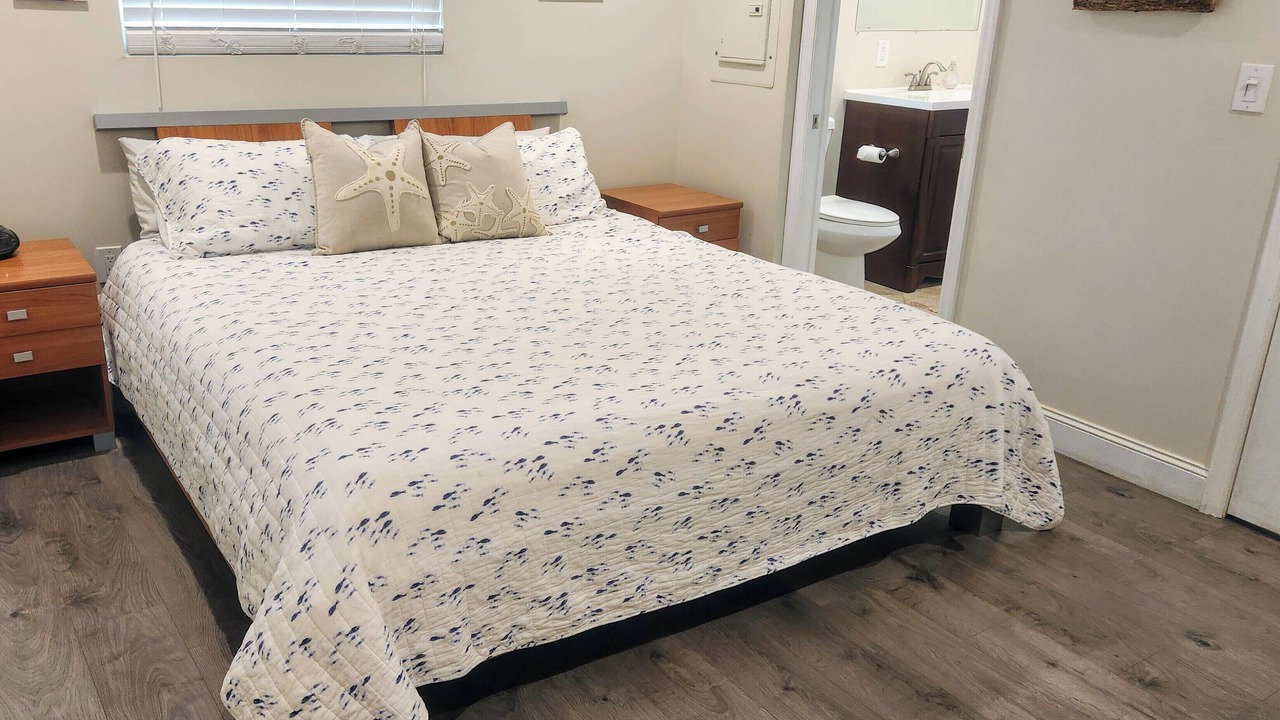 Photo of Bedroom in Cross Key Waterways