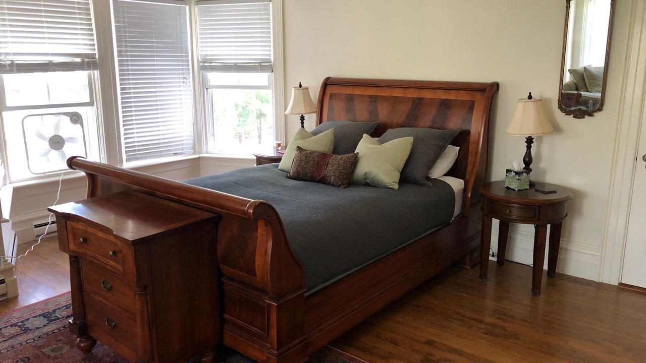 Photo of Bedroom in Brooksville