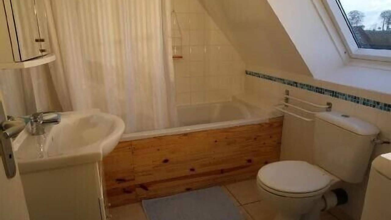 Photo of Bathroom in Saint-Germain-en-Cogles