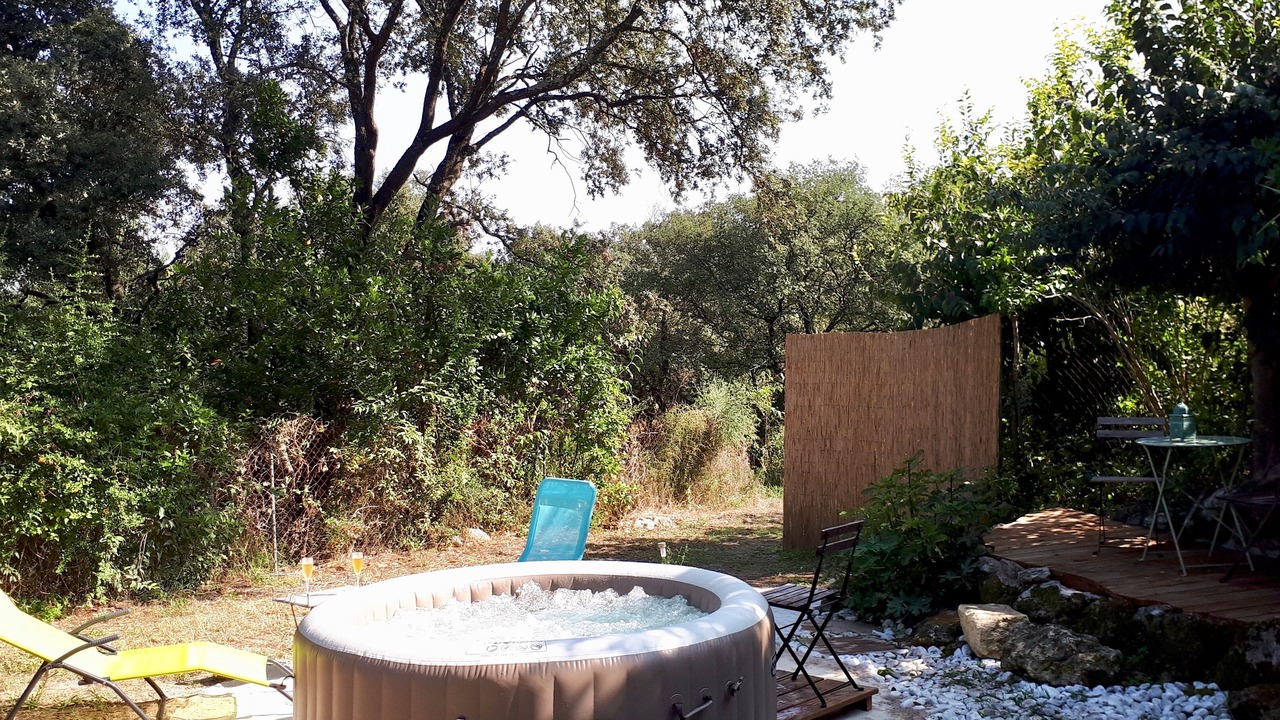 Photo of Outdoor in Junas