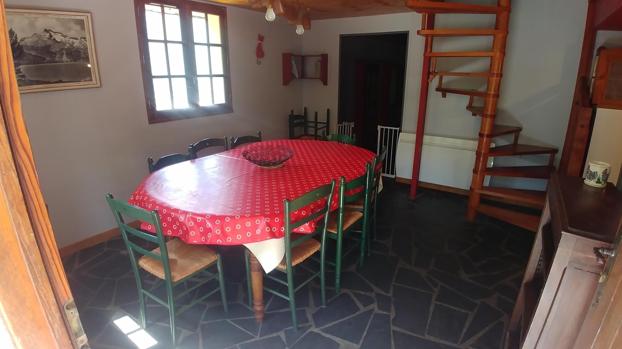 Photo of Livingroom in Esquieze-Sere