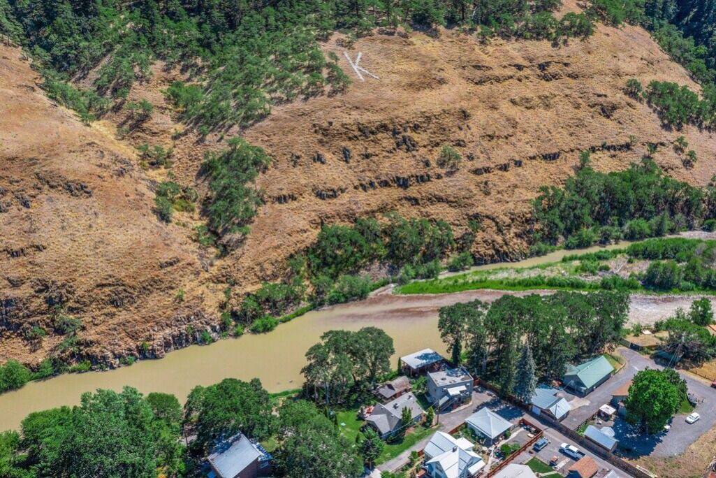 Photo of Others in Klickitat