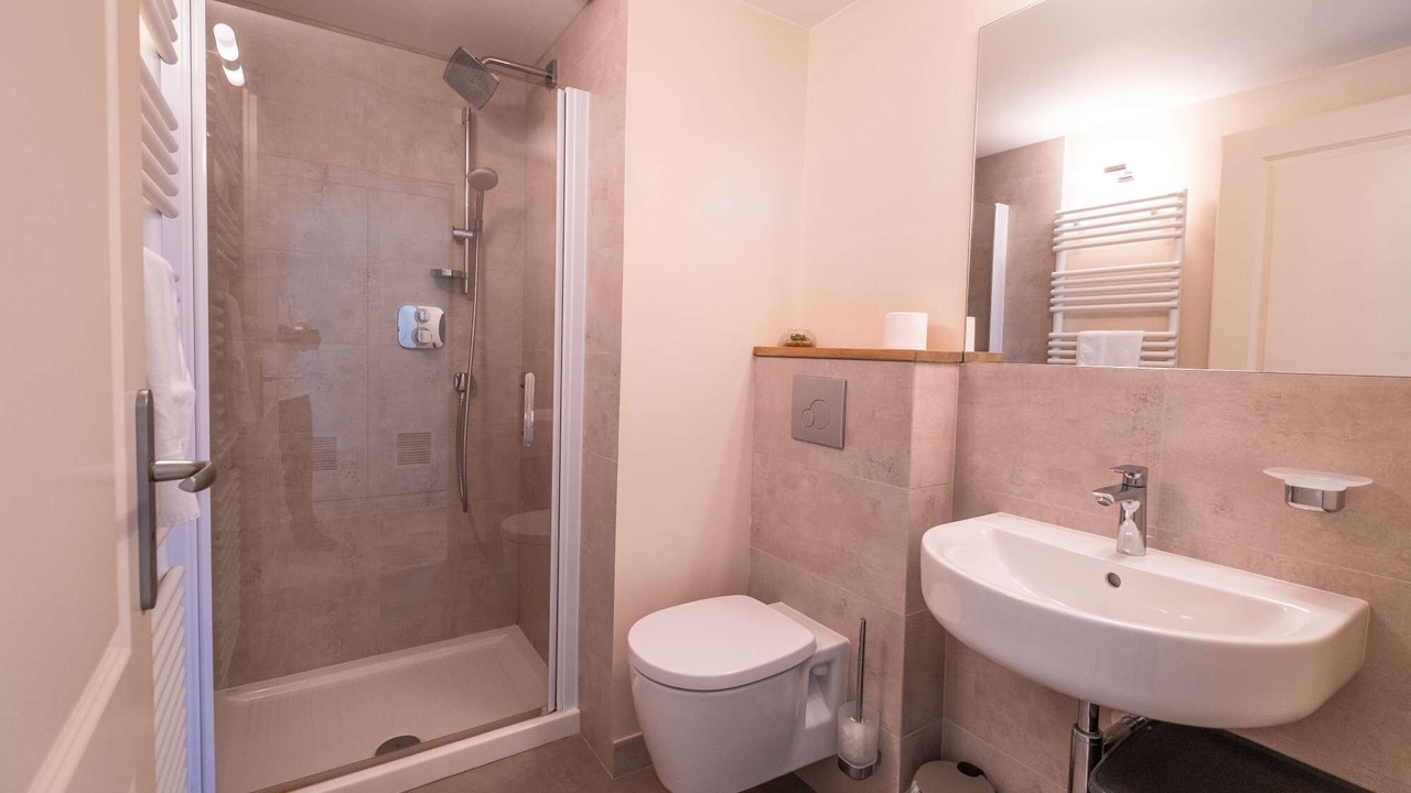 Photo of Bathroom in Castelnau-de-Montmiral