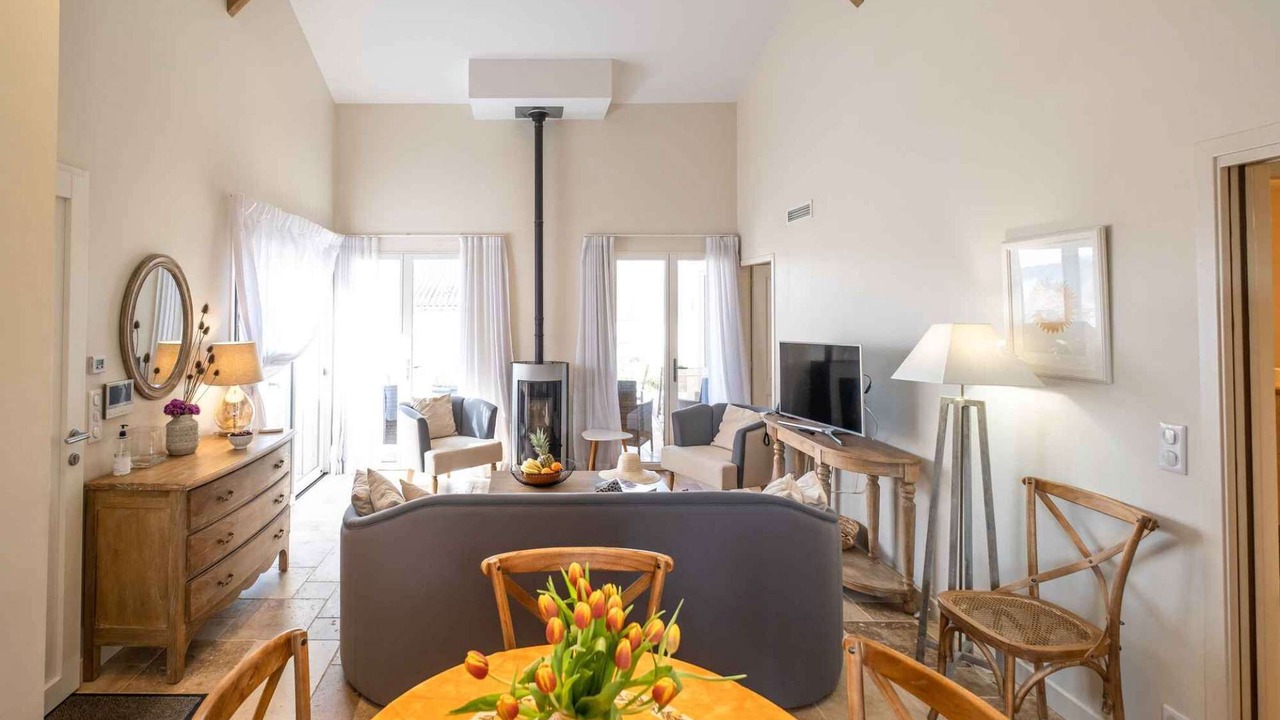 Photo of Livingroom in Castelnau-de-Montmiral