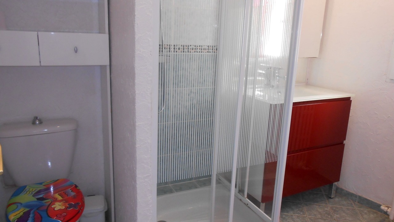 Photo of Bathroom in Sotteville-les-Rouen