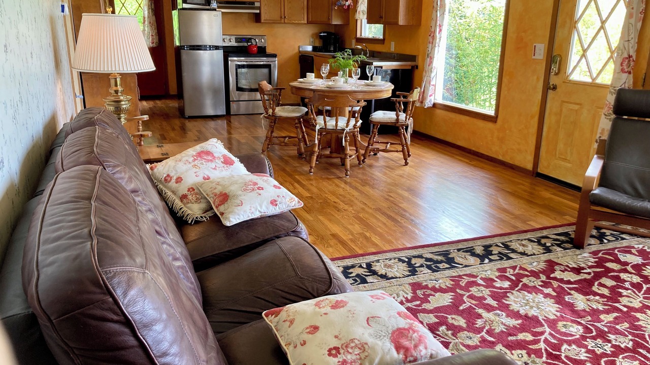 Photo of Livingroom in Kingston